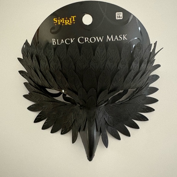 Spirit Halloween Black Vampire Jacket with Mask & Fingerless Gloves - Picture 4 of 5